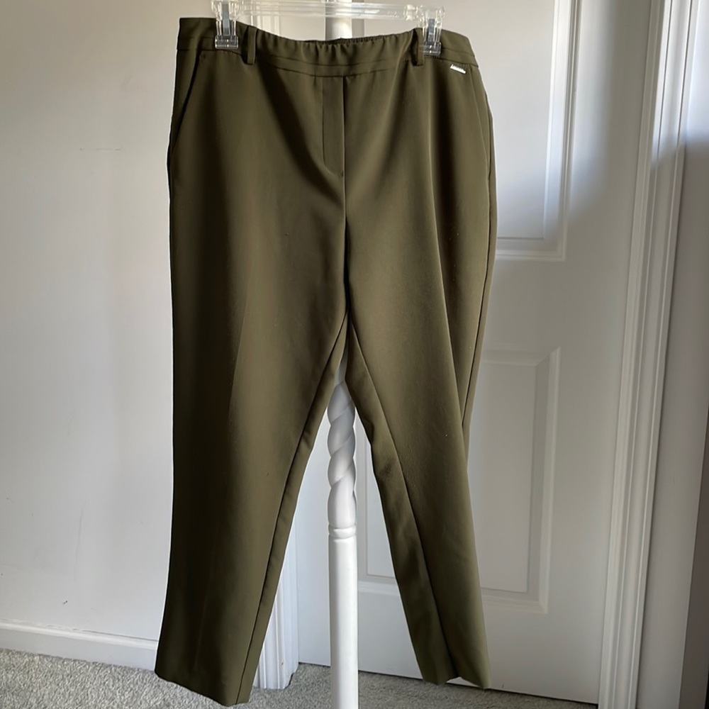 B:Za&Rachel, S:14,Color :olive ( dark green), stretchy,.